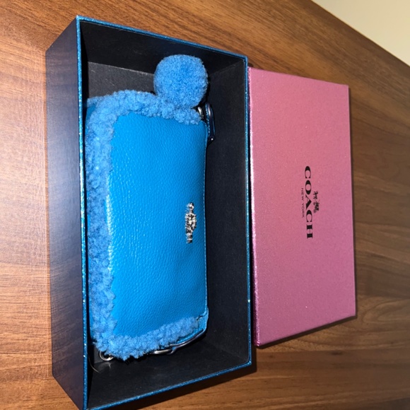 Coach Shearling Trim Nolita 15 - Picture 6 of 7